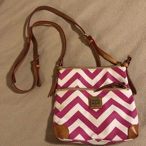 Dooney crossbody super cute!